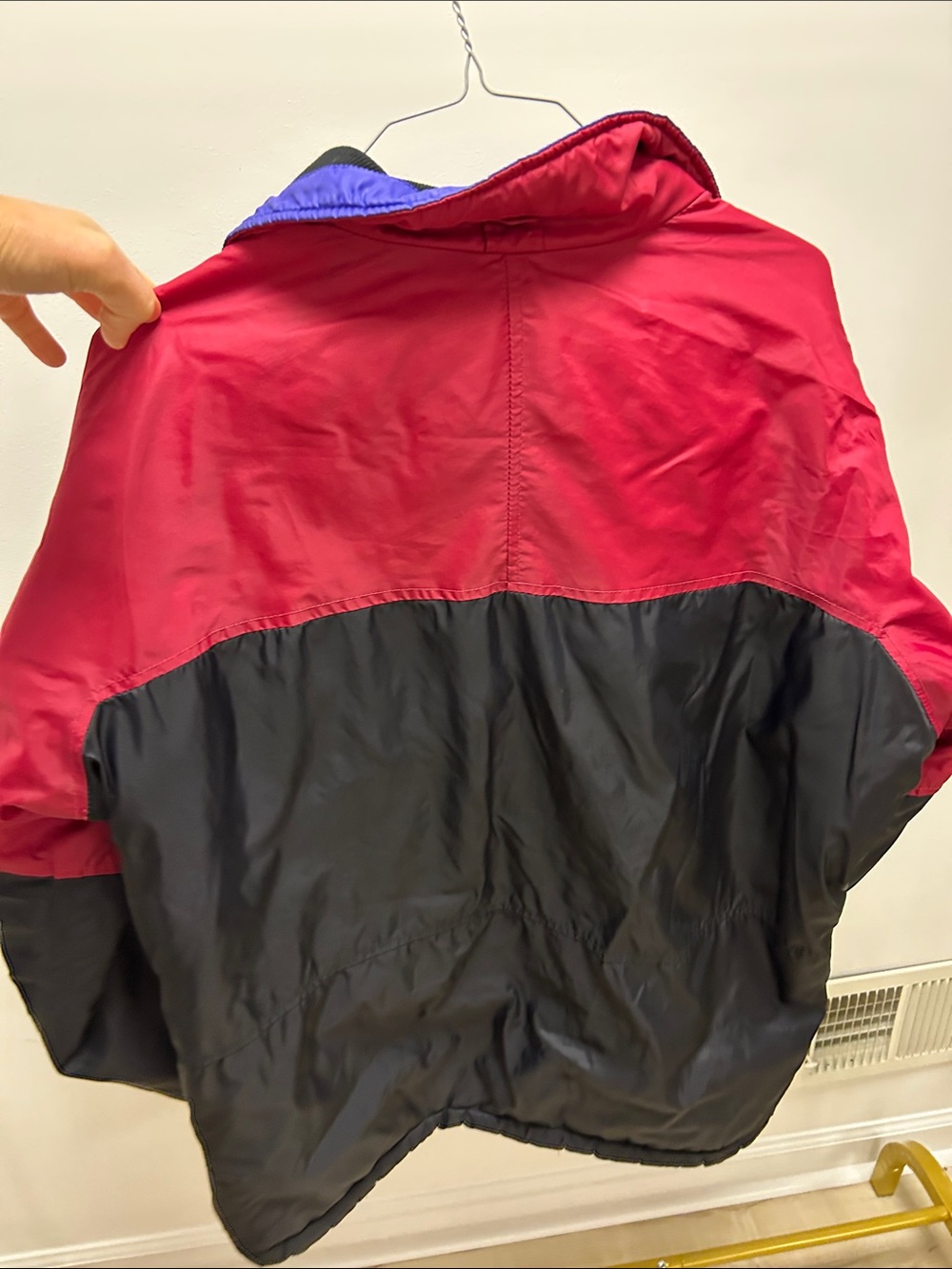 Columbia Men's reversible, purple Puffer Jacket which changes to red / black image 6